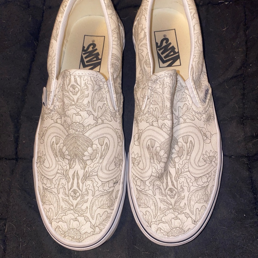 Vans Cream Slip-On Shoes with Subtle Pattern
